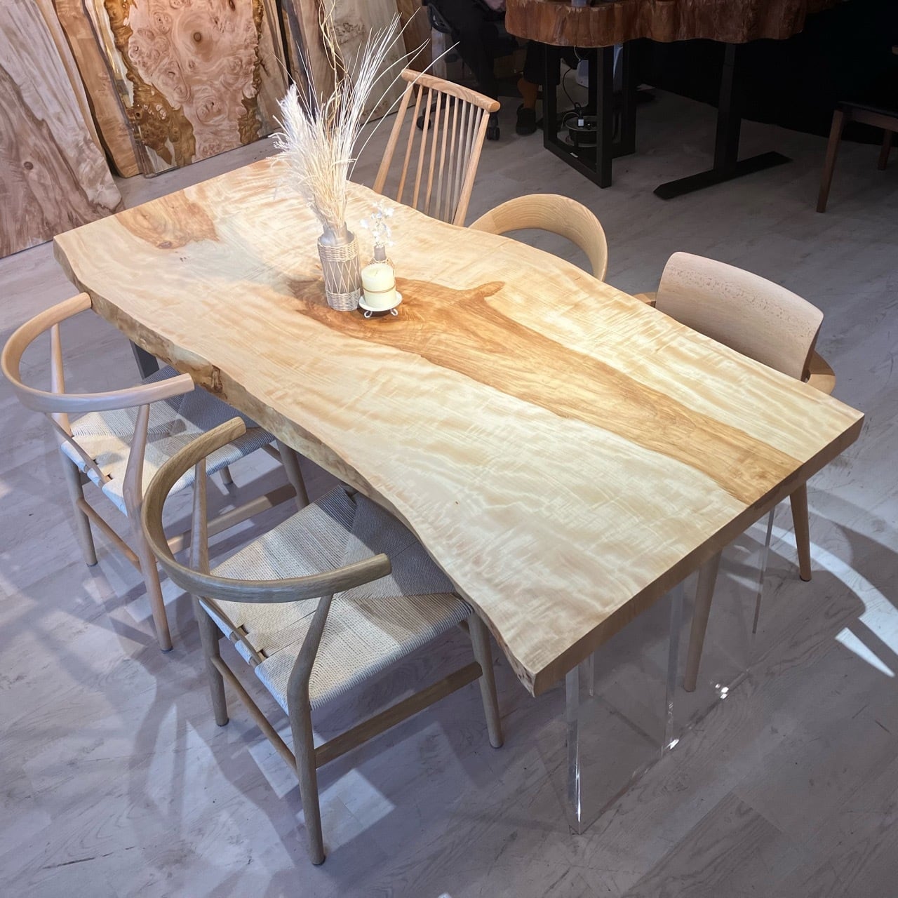 国産栃の木テーブル / コーヒーテーブル / サイドテーブル / 一枚板 一枚板サイドテーブル｜鬼童銘木（KIDOMEIMOKU） – 【公式】鬼童銘木