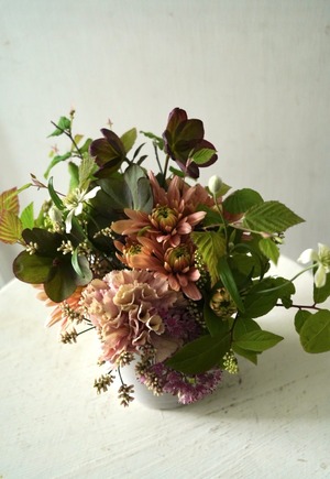 母の日アレンジメント 【 S 】 ＊4/30 - 5/7 お届け