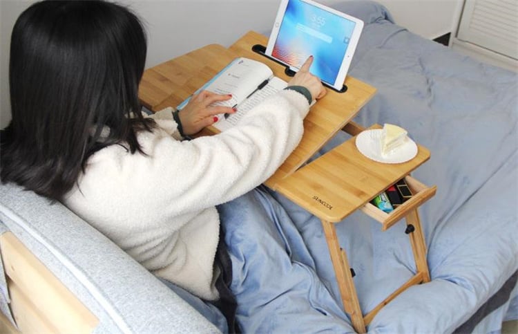 字を書くテーブル シンプル ベッドの上の小さなテーブル | ans5510