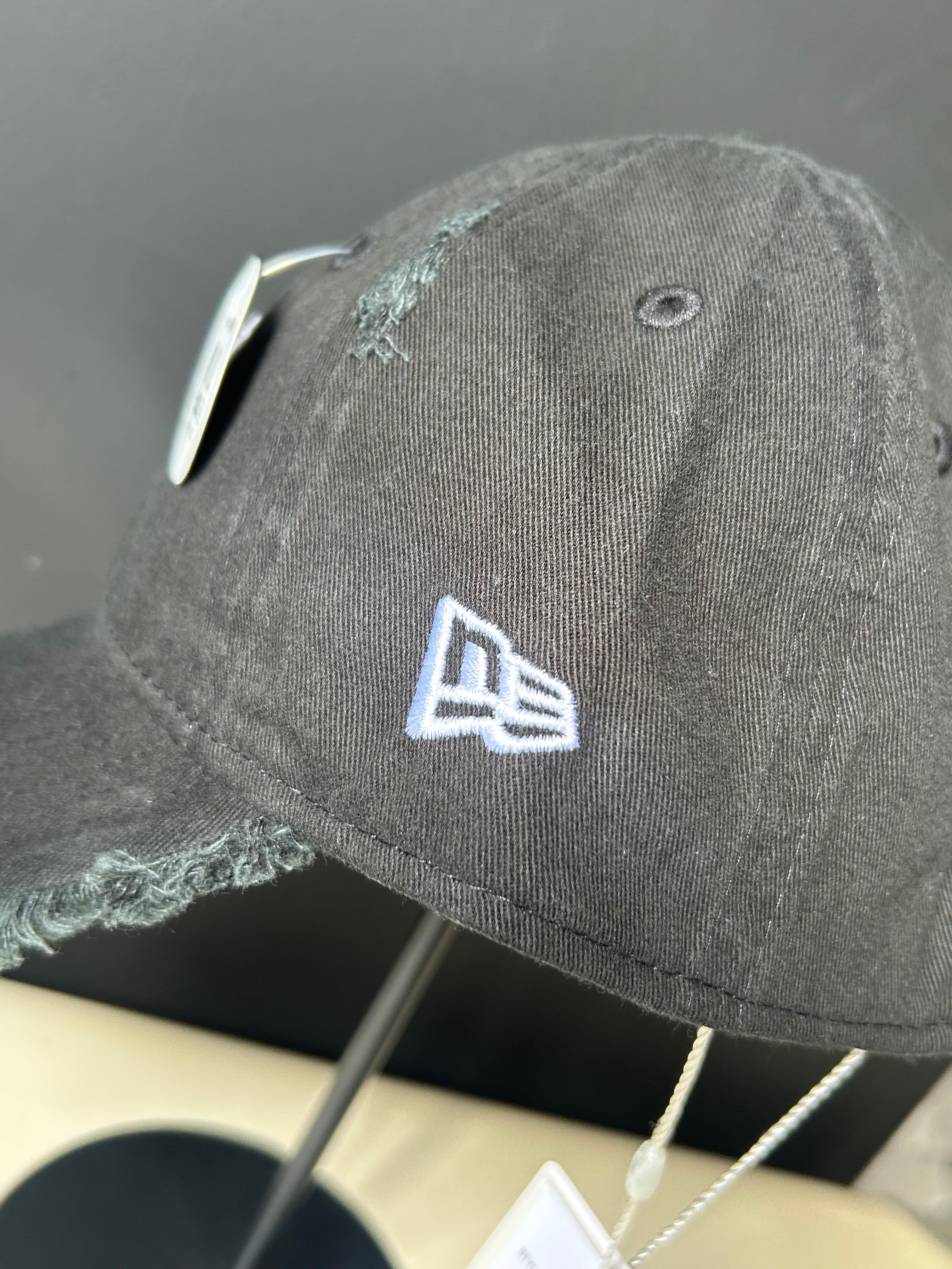 PERVERZE NEW ERA PERVERZE Initial Cap | AAR