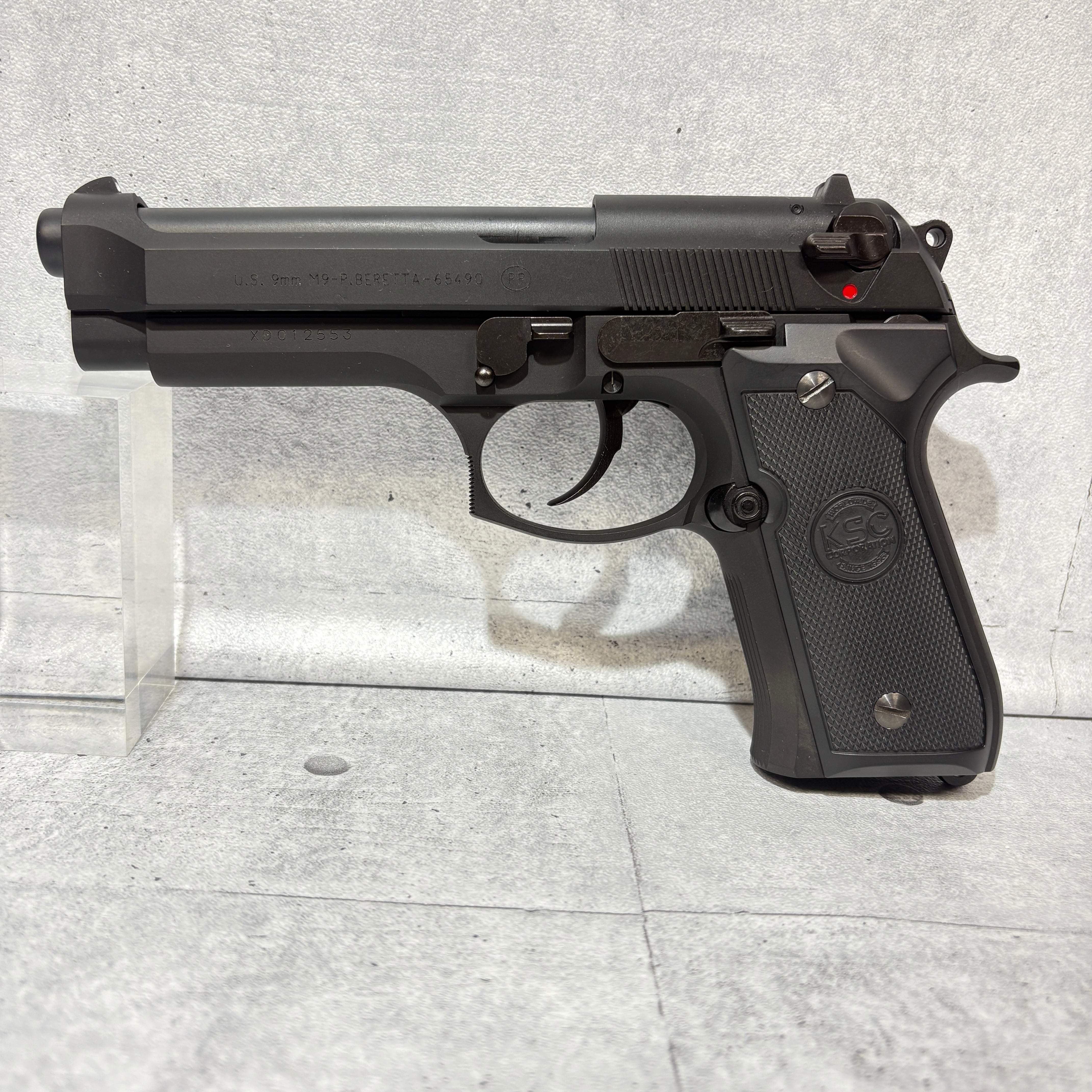 KSC M9 M92F HW ヘビーウェイト システム7 マグ3本 実物グリップ 中古美品】 KSC U.S.9mm M9 HW システム7 ヘヴィーウェイト+ベレッタ