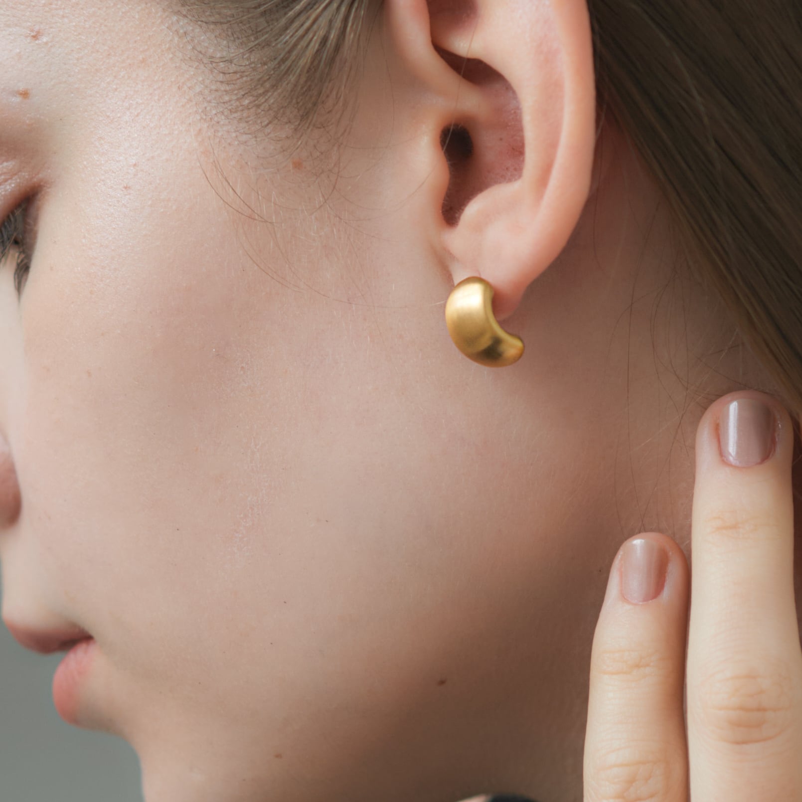 independent ピアス置き　灰皿 イイダ傘店 ピアス アジサイ (グレー)