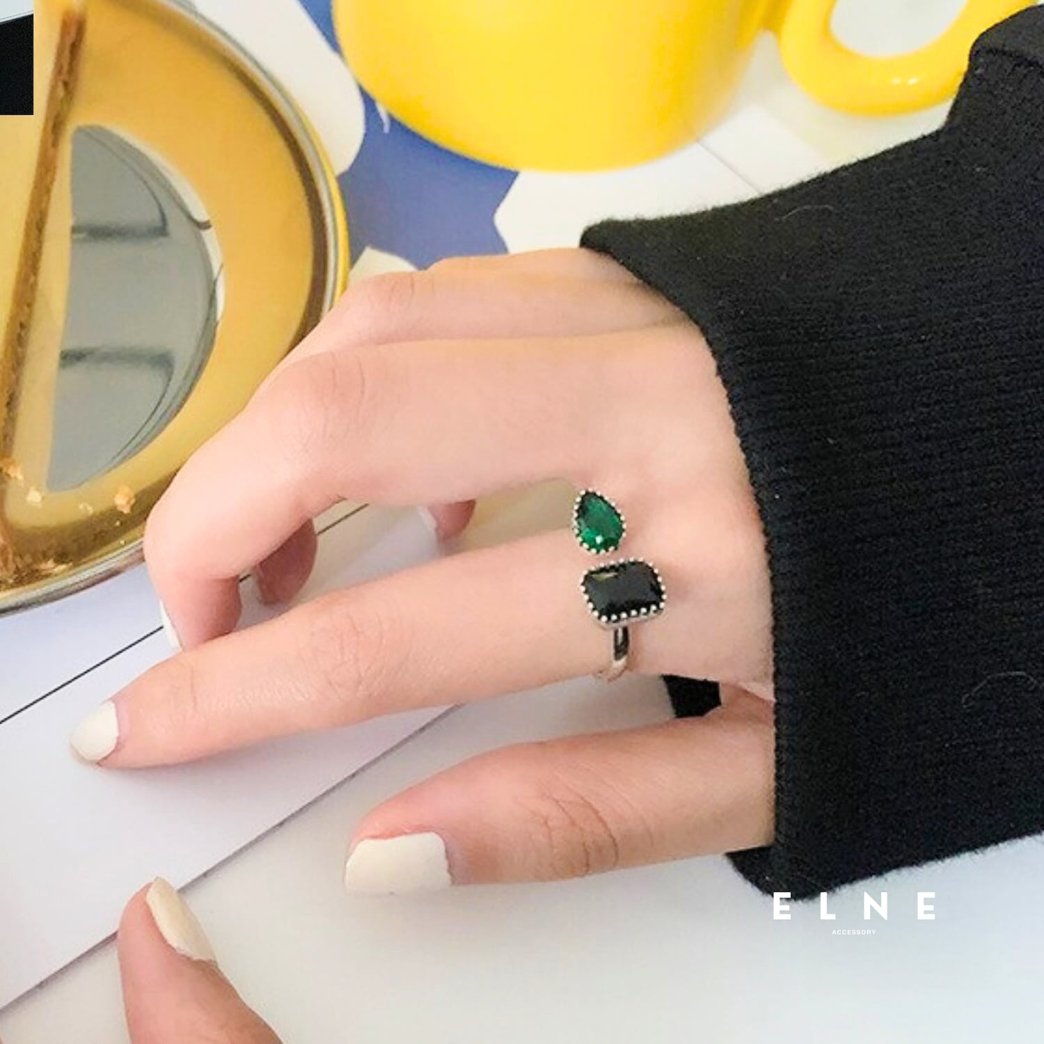 ツインストーンオープンリング