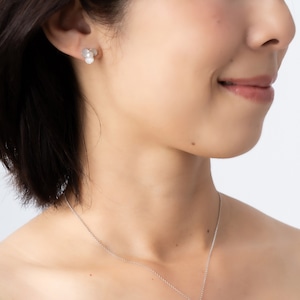 Silver pierced earrings SMA19ピアス Three petals