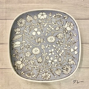 【波佐見焼】【和山窯】【フラワーパレード】【プレート大】盛皿　レトロ可愛い