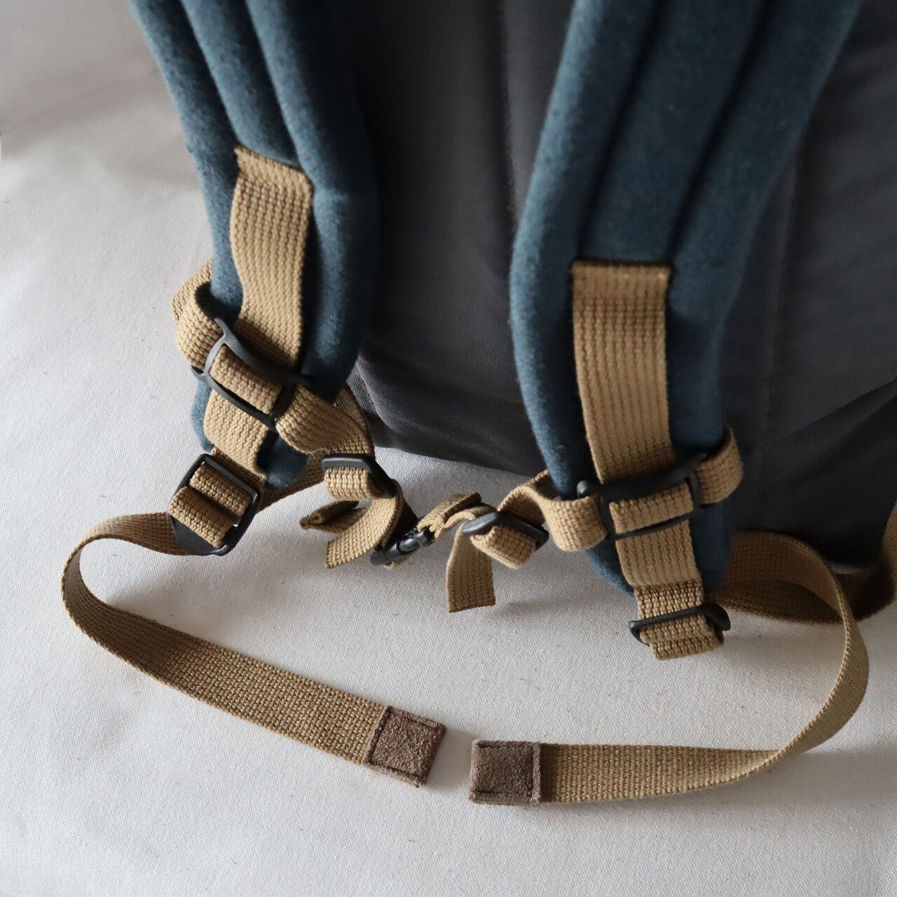 【Deadstock Item】バックパック / Top-flap Draw Backpack/ ネイビー×バーガンディ・ボトム