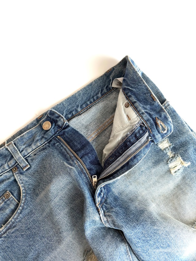 FW2001 GUCCI BY TOM FORD MEN DAMAGE JEANS