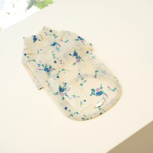 stretch lace flower tee