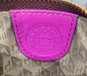 ANYA HINDMARCH アニヤハインドマーチ 財布 折り二つ折り 5050925-201315