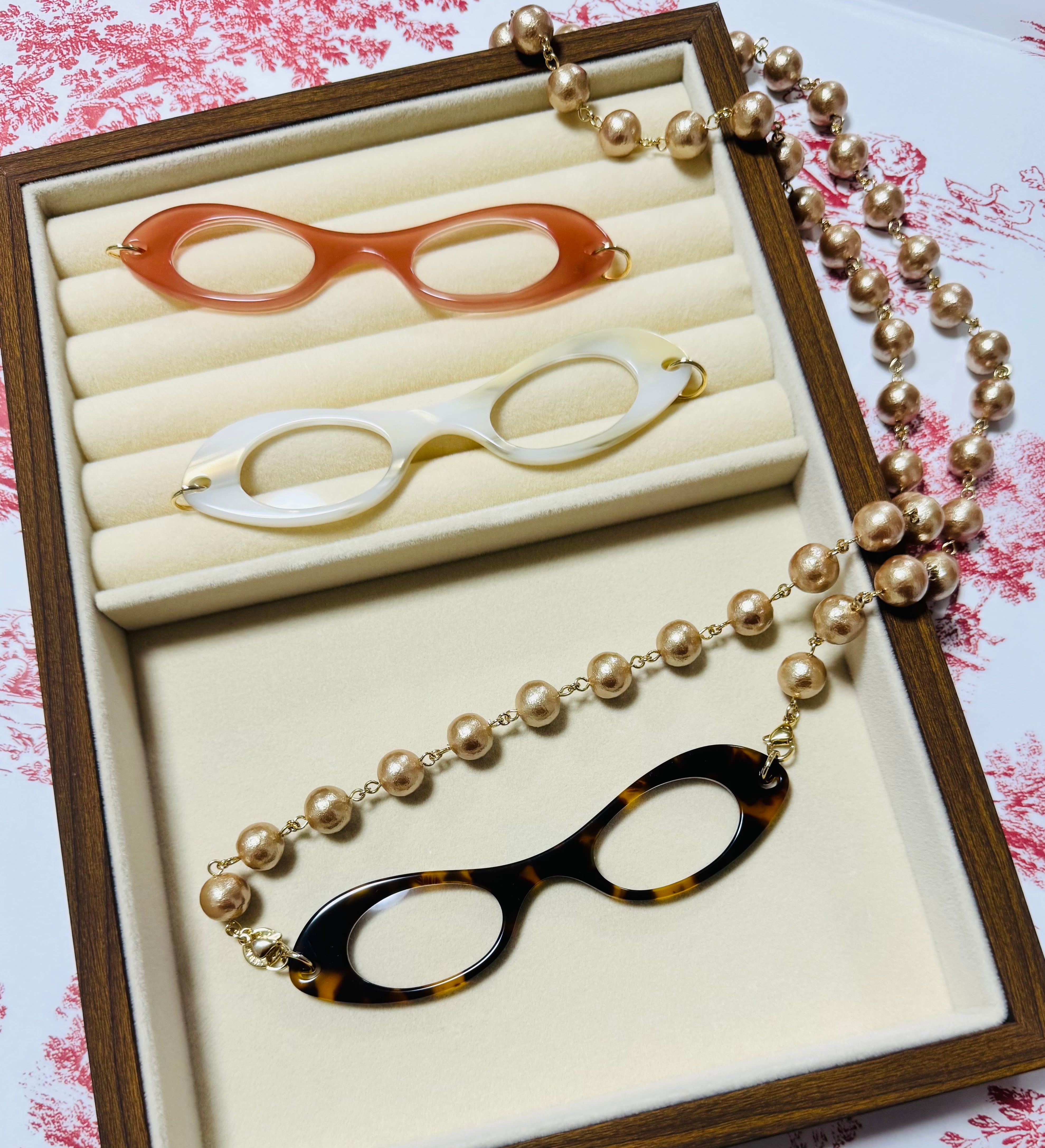 Chain | loupecollier