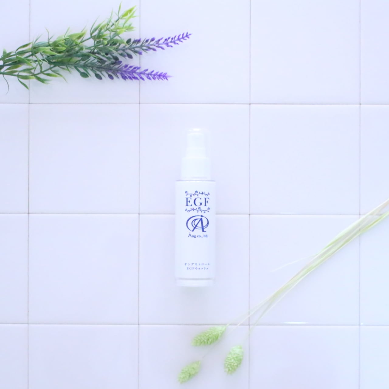 〈トルマリンフェイスウォッシュ〉ユニークな洗顔メソッドで未体験の洗い上がり。クレンジングも洗顔もこれ一本で