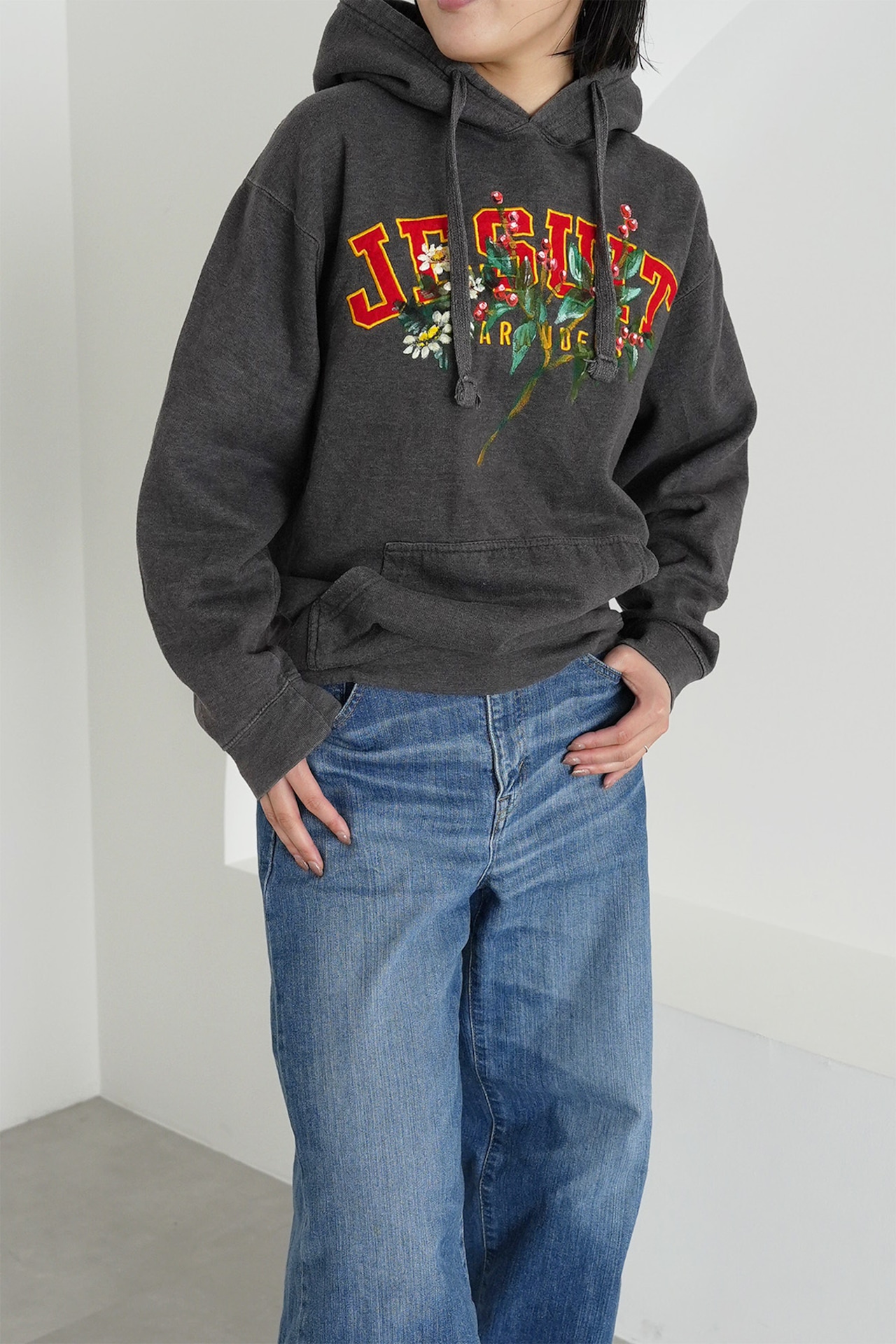 paint pullover redberry