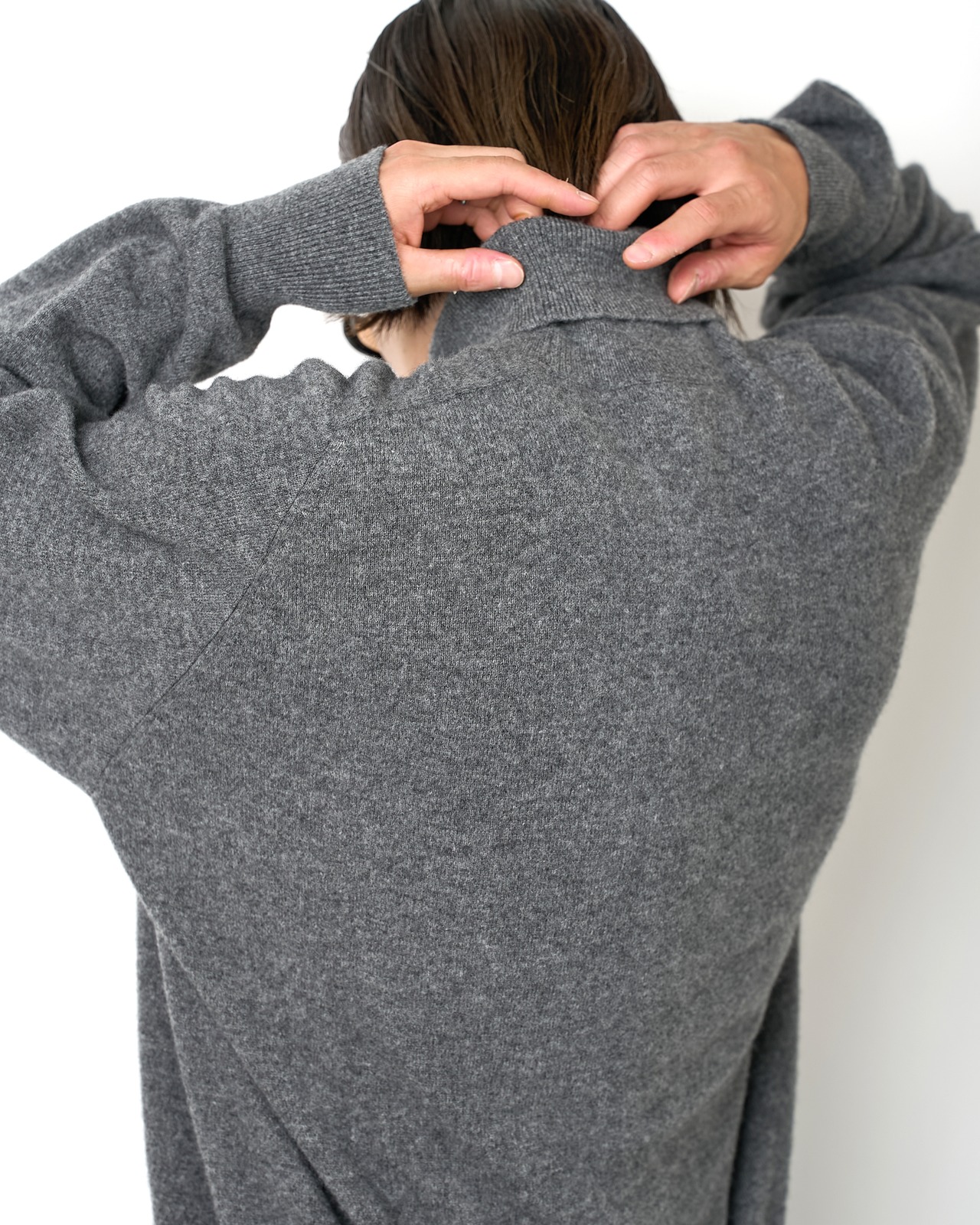 ssstein "EXTRA FINE WOOL KNIT TURTLE NECK LS〔GREY〕"