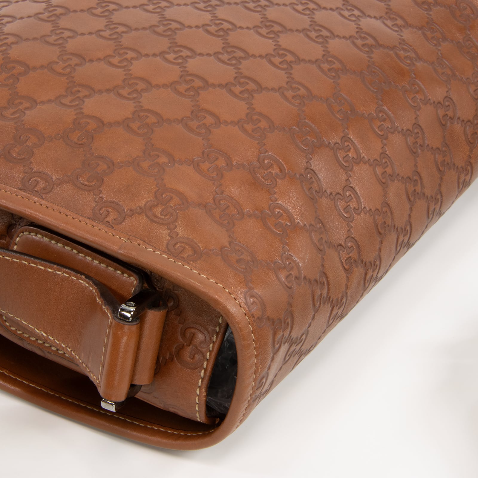 美品 送料無料 グッチ ショルダーバッグ メッセンジャーバッグ メンズ