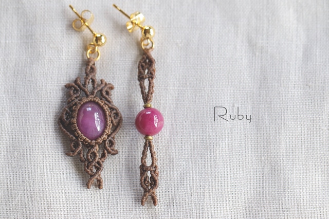 [Ruby] asymmetry earrings