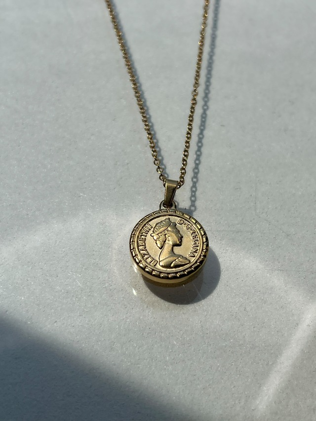 Elizabeth coin necklace