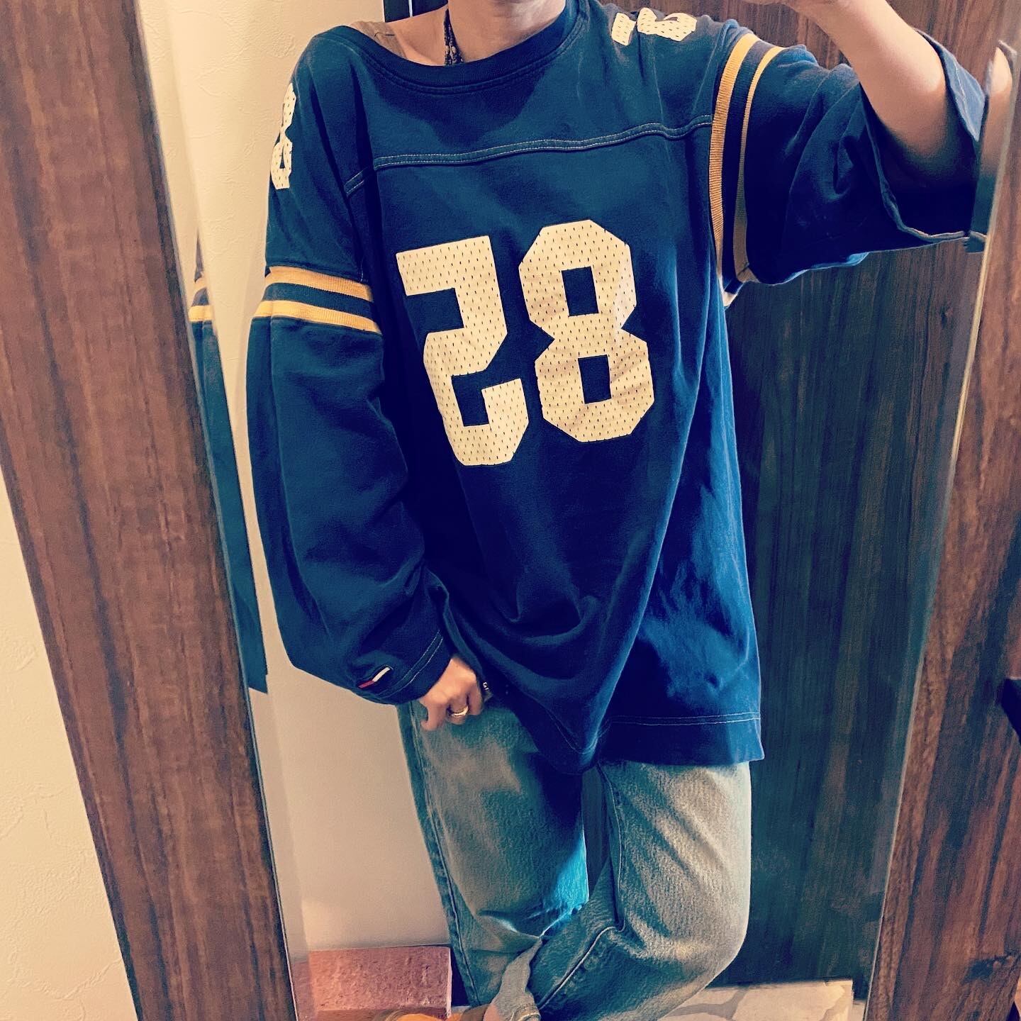 90s TOMMY JEANS Croopped cotton T-shirt {90s トミーヒルフィガー 7分丈 クロップド シャツ 古着 used メンズ} ユニセックス