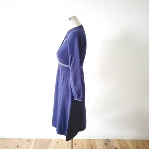 【新品・未使用】韓国ファッション　ネイビーワンピース　ニット生地　