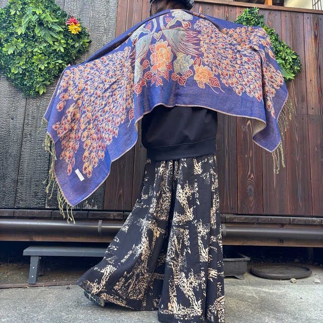 モノトーンフレアパンツ