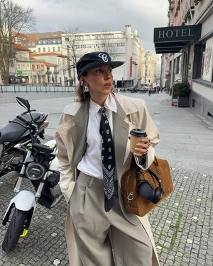 6CRAYON Vintage Flat-Brim Embroidered BLACK Cap Ver1.0