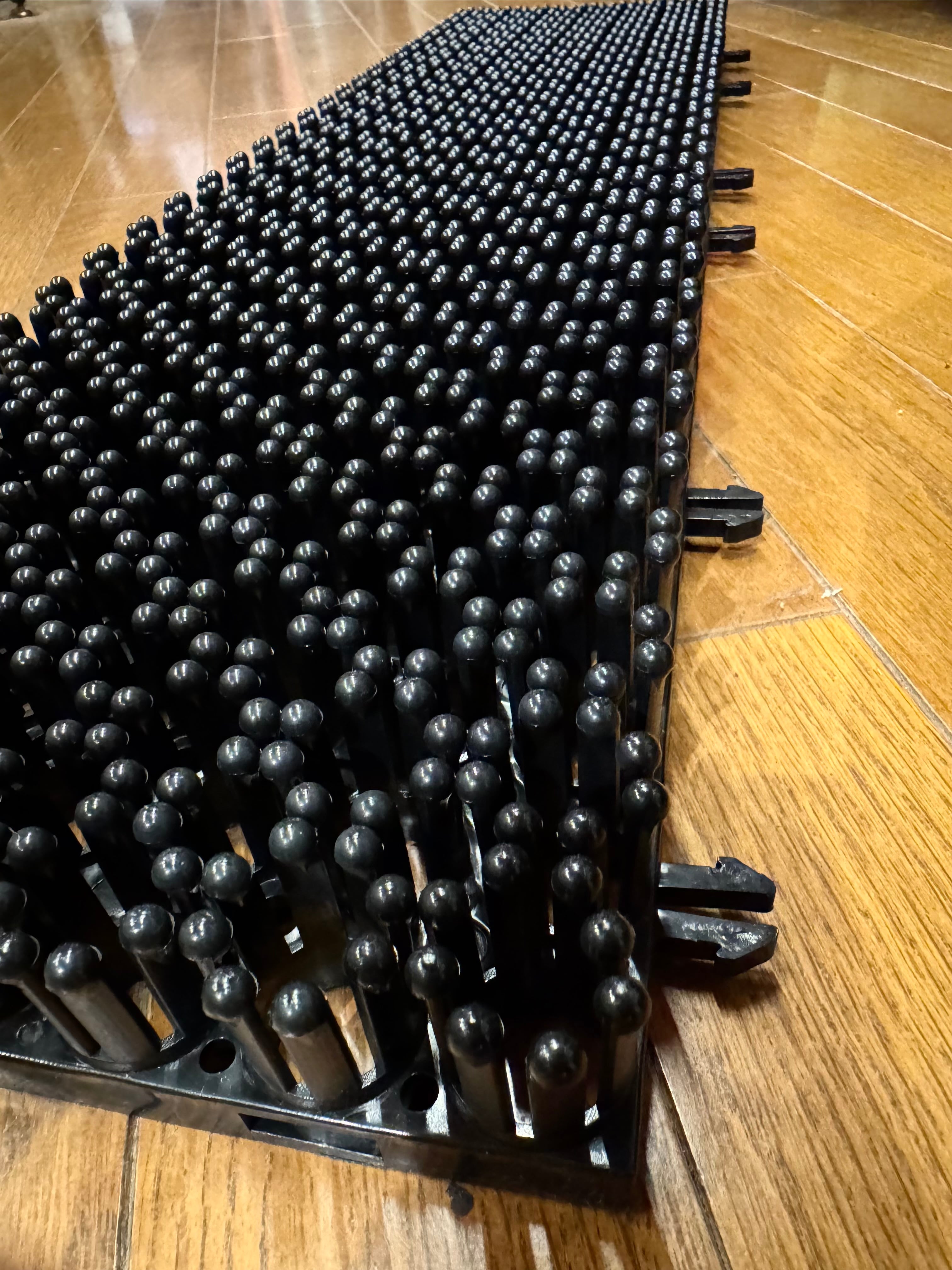 スノーボードオフトレ専用人工芝 ”トリックスノー” ブラック 18枚組み