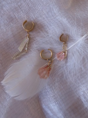 Pinkshells ear cuff