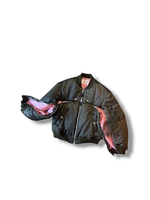 Chika Kisada blouson