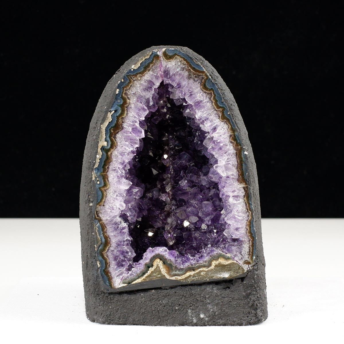 1.8Kg アメジストドーム ウルグアイ産 アメジスト ドーム ジオード 原石 置物 カペーラ 一点物 174-2260