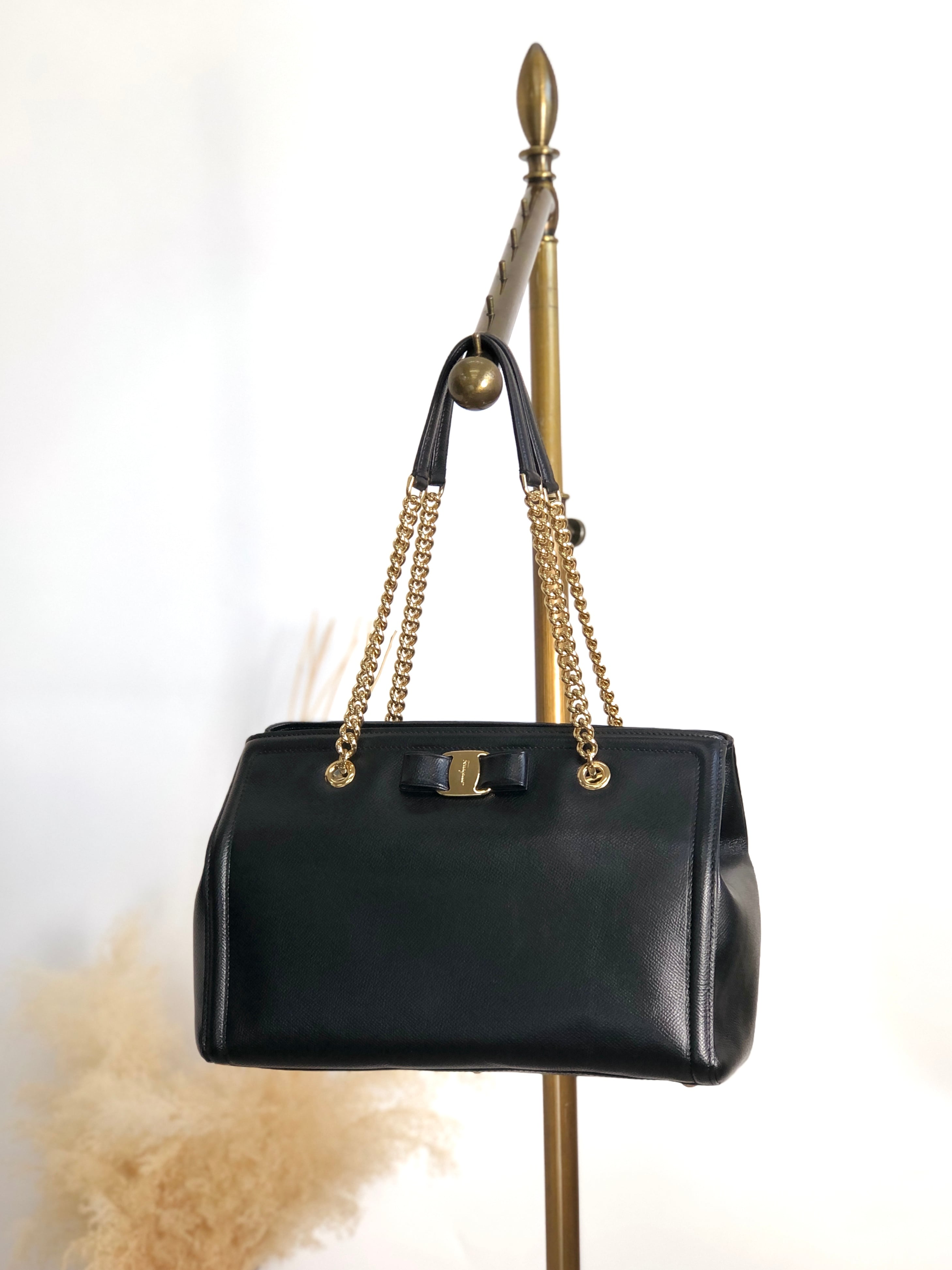 Salvatore Ferragamo | VintageShop solo
