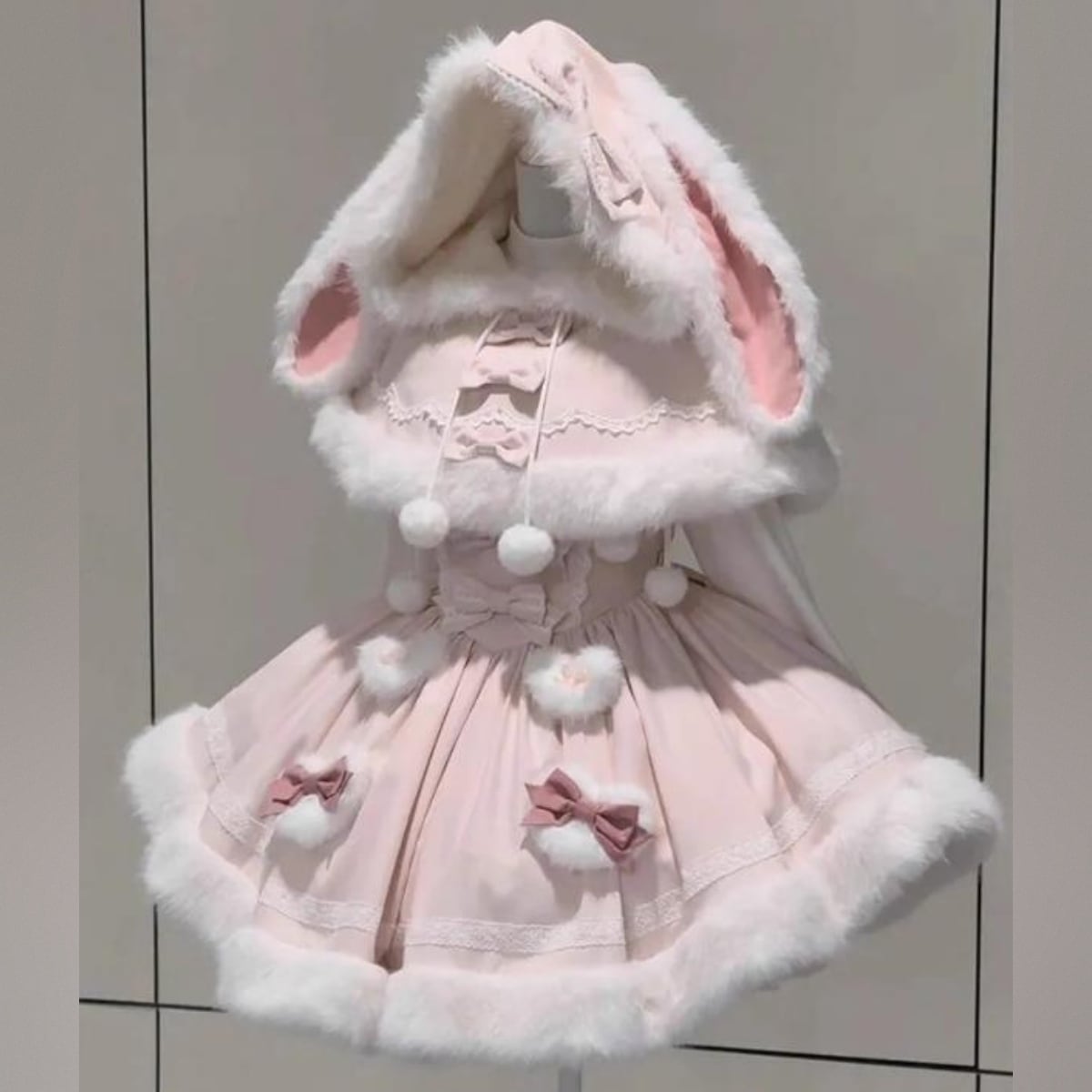 即納♡ゆめかわ♡ピンクうさ耳ポンチョ＆ワンピース Mサイズ | ゆめ