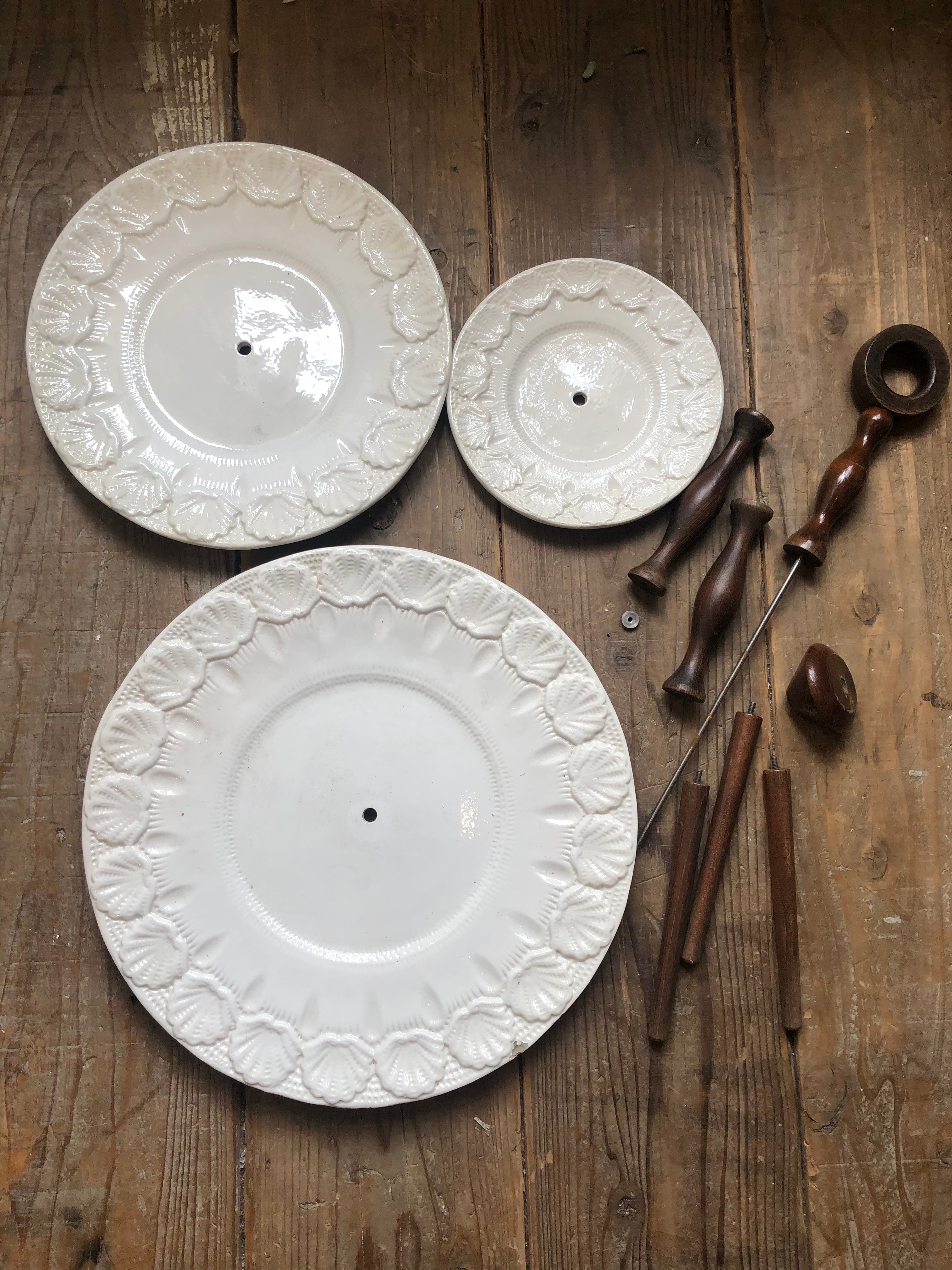 3段 ケーキスタンド 陶器 | Brocante de La Cocotte （フランス