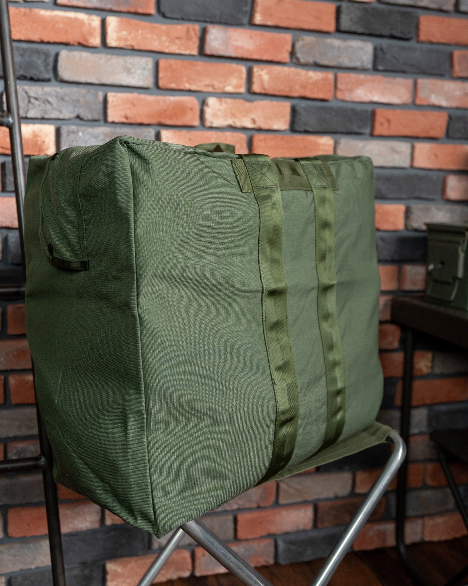 DEADSTOCK】U.S.Air.Force 1000D Nylon Flyers Kit Bag アメリカ DEADSTOCK】U.S.Air.Force 1000D Nylon Flyers Kit Bag アメリカ