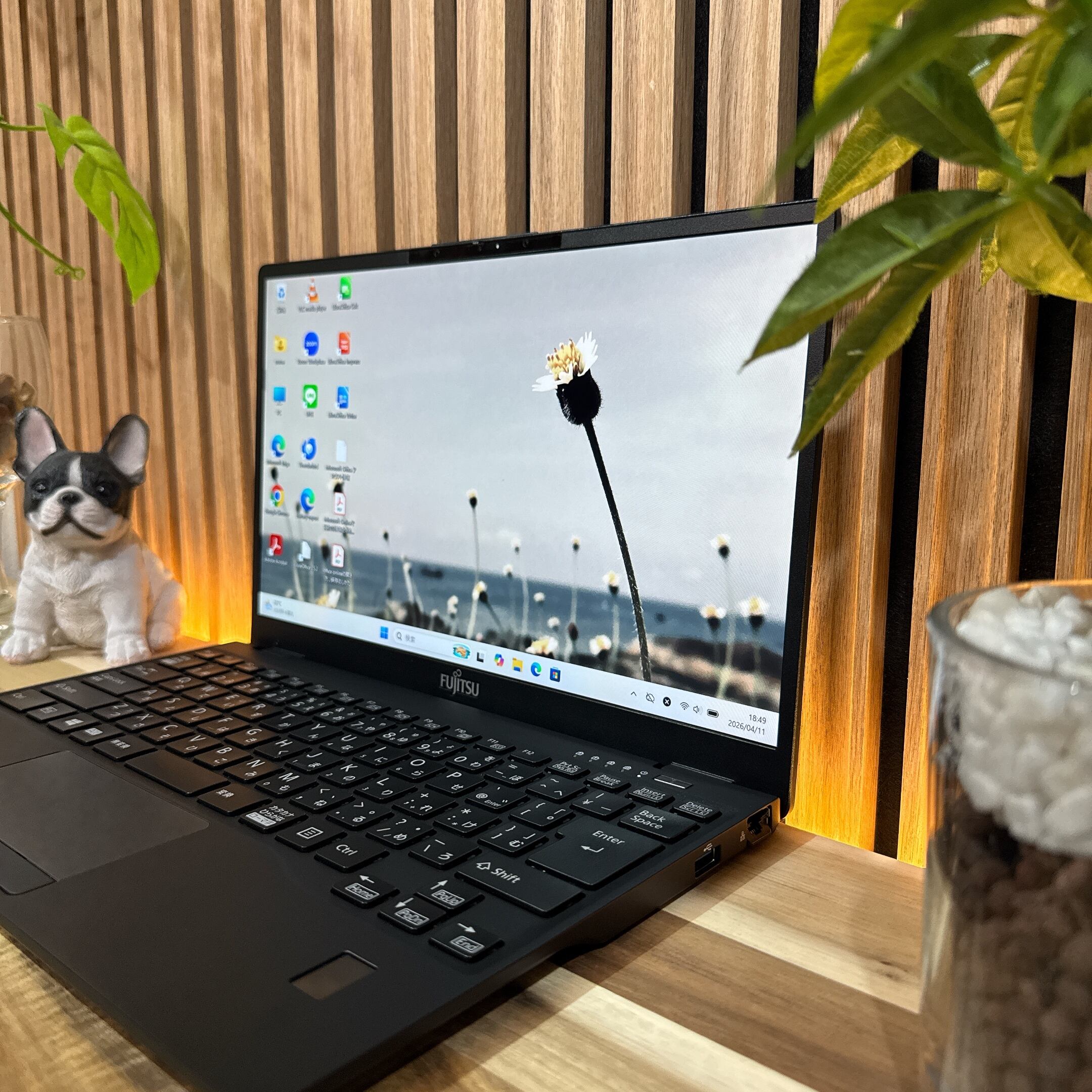 公式ショップ限定価格❣️/ 超軽量《ハイスペック》LIFEBOOK UH90/E3