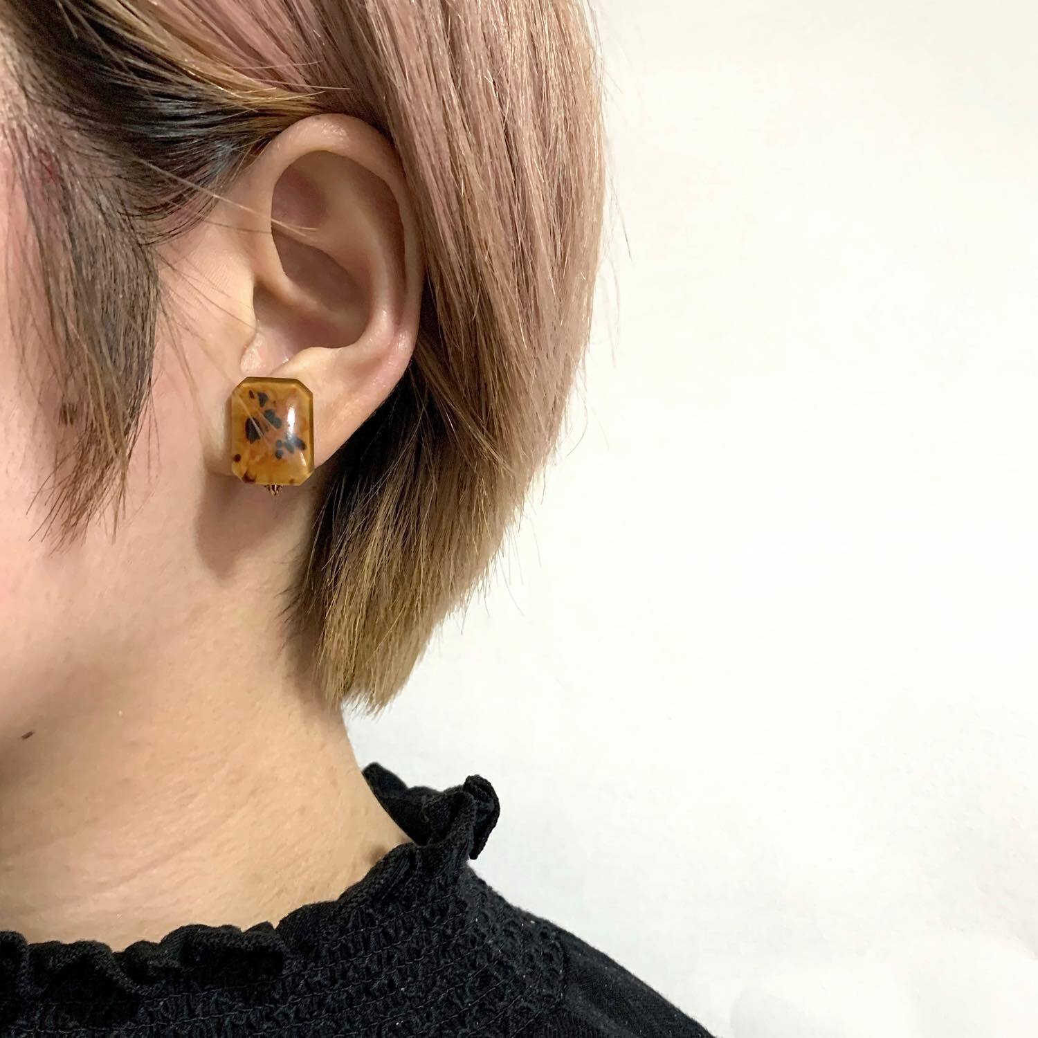 再入荷〉チェコスクエアカボションの〈ピアス/イヤリング〉 | Dua