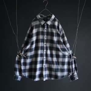 over silhouette monotone omble check design flannel shirt