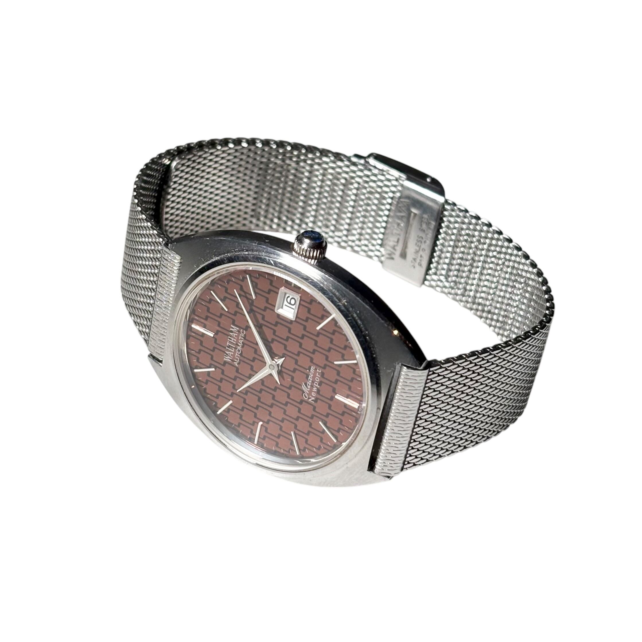 vintage WALTHAM automatic watch “Maxim Newport” | NOIR ONLINE