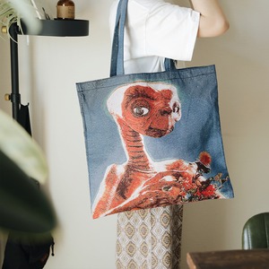E.T. Tote bag Holding a flowerpot