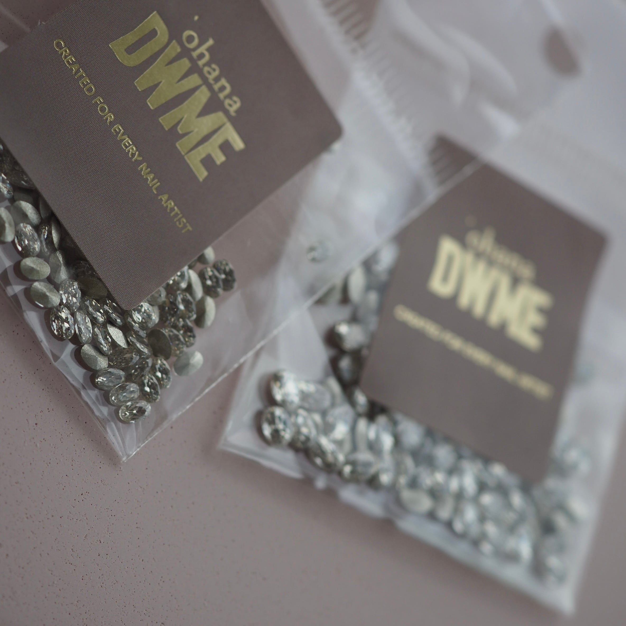 DWME】white crystal stone 6set | QUATRE FEUILLES