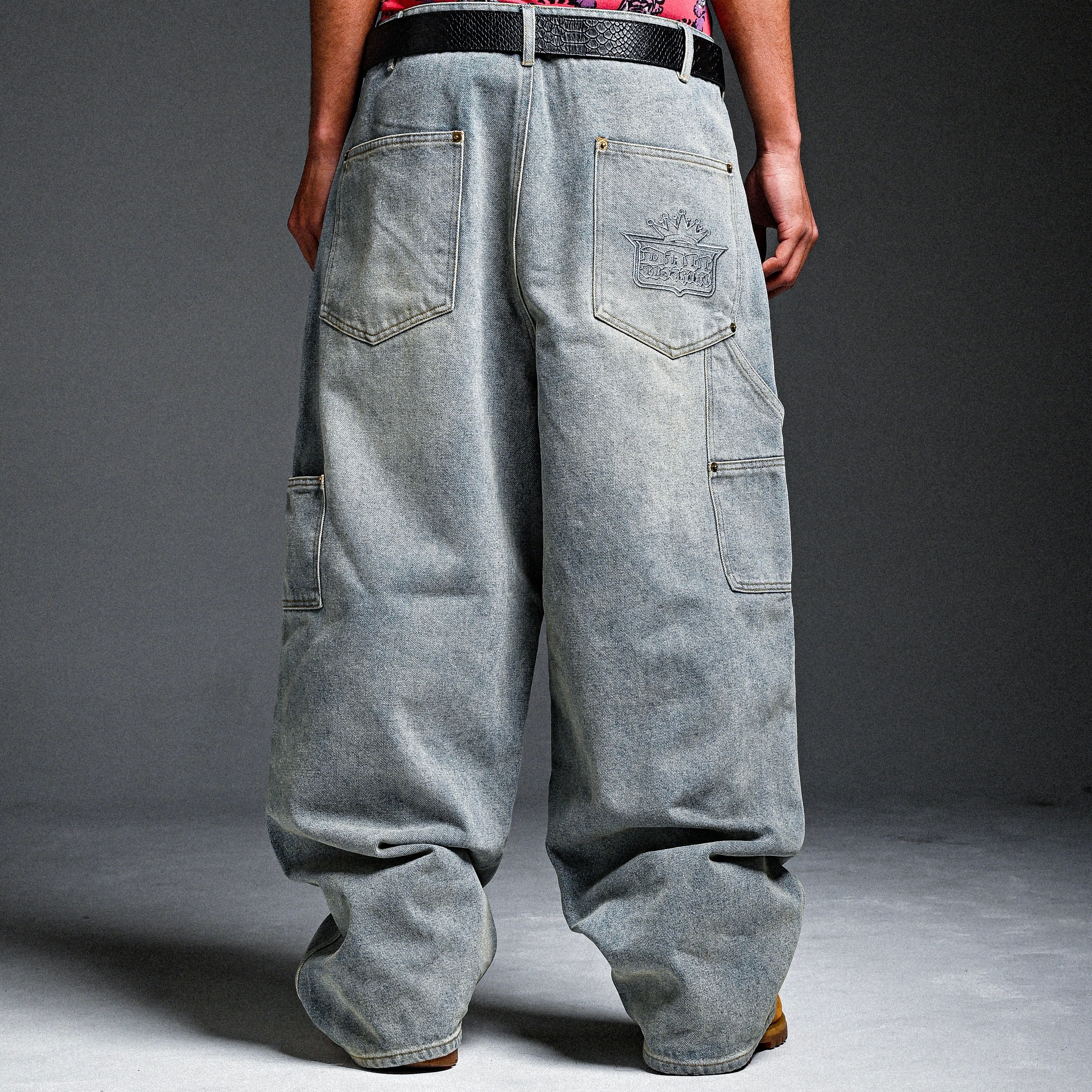 CROWN LOGO WASHED DOUBLE KNEE BAGGY DENIM | DALL