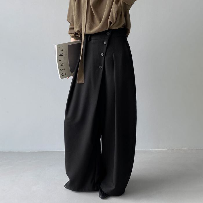 asymmetry button wide tuck pants 14713