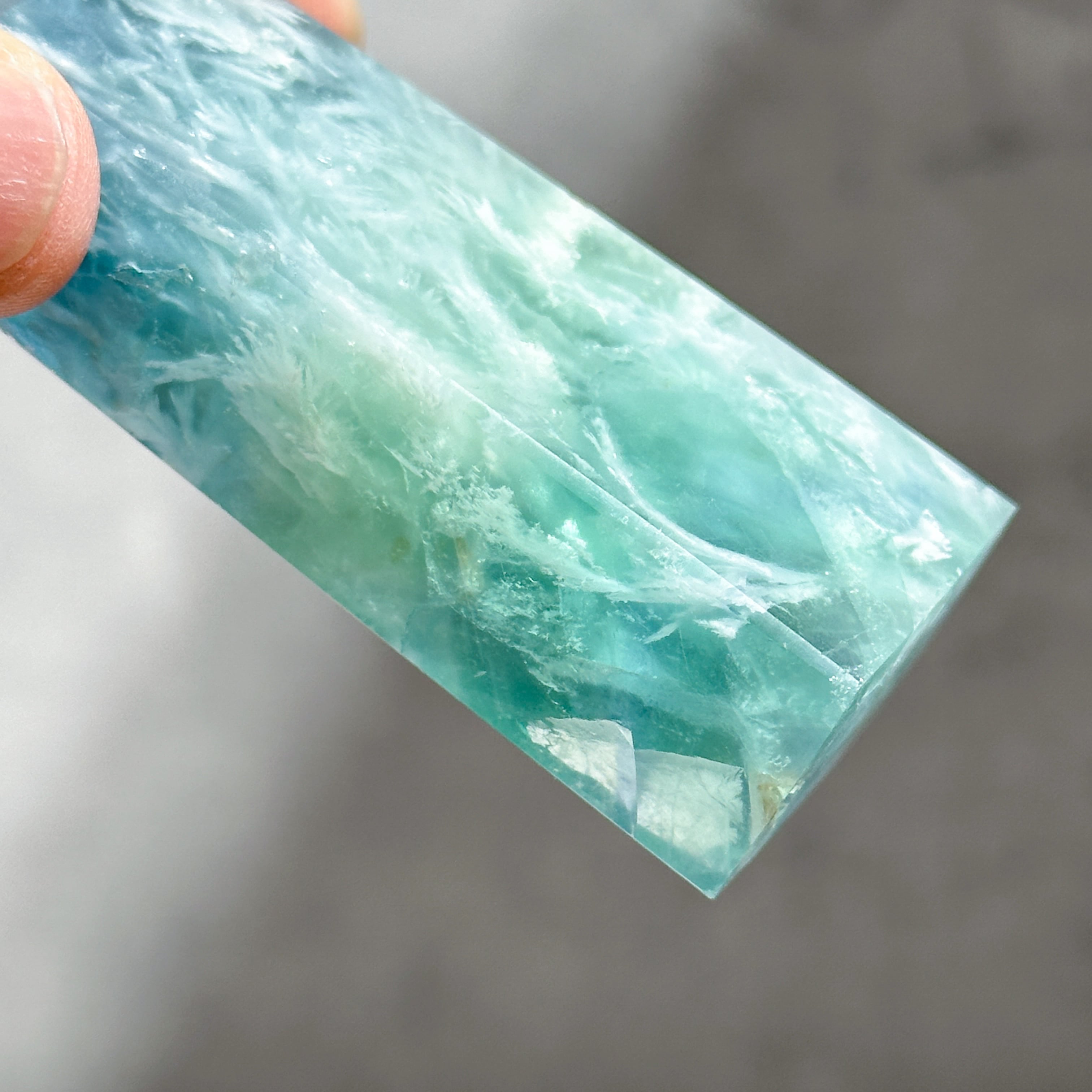 エンジェルフェザーフローライトタワー型21◇ Angel Feather Fluorite