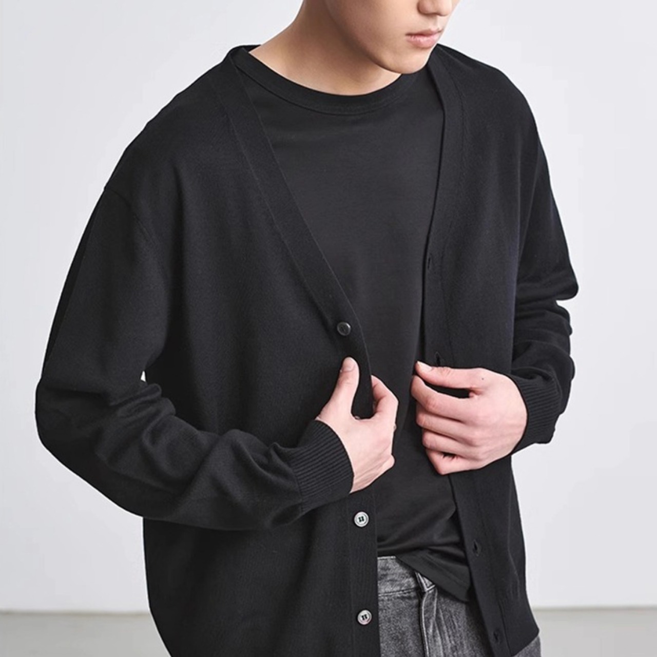 V-Neck Relaxed Cardigan TB2554・画像2