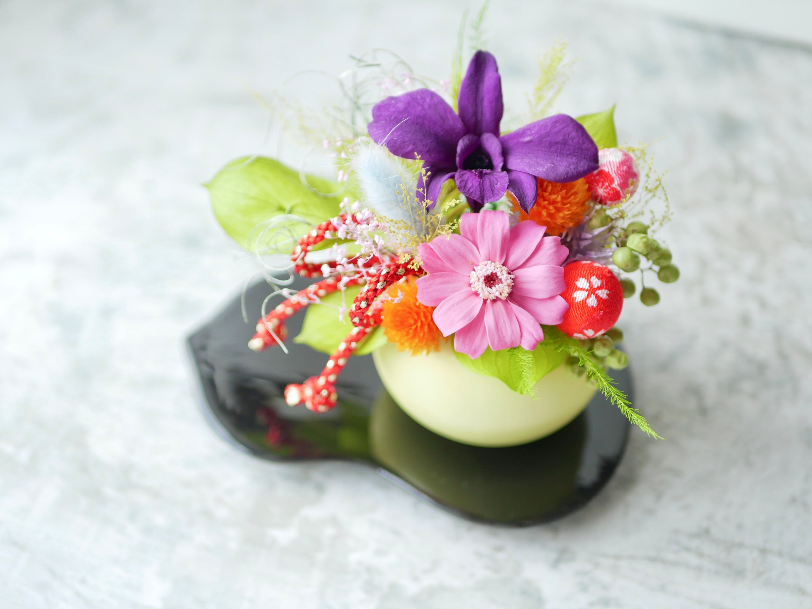 和アレンジメント ひょうたん豆 | flower produce YuZ フラワー