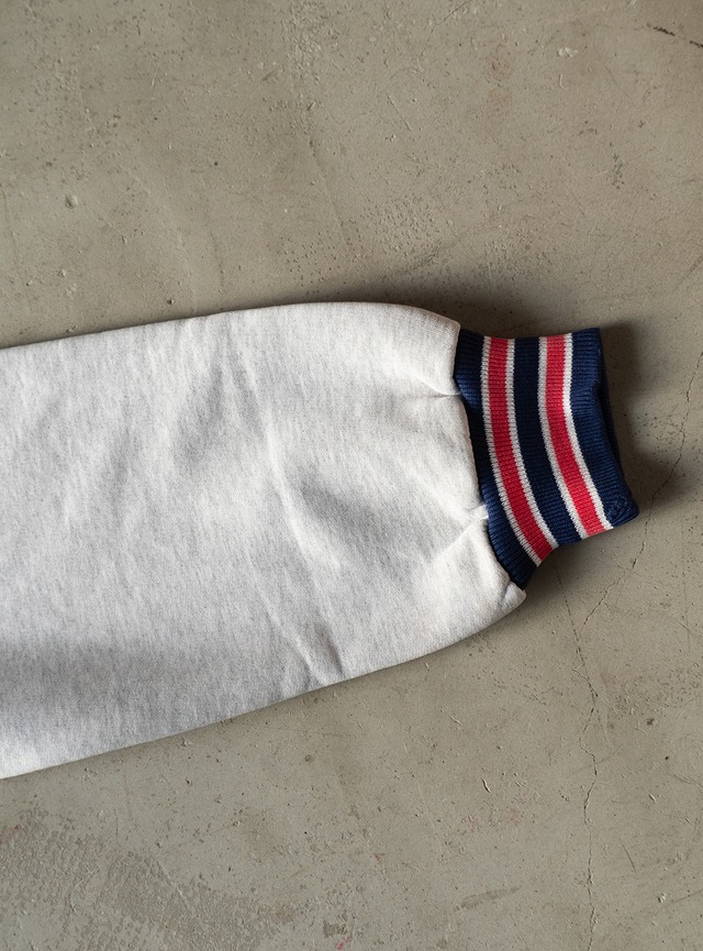 "Signatures by EdsWest" 1980s UCONN sweat