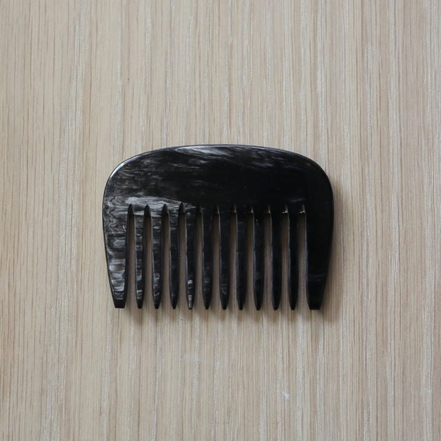 Kostkamm (コストカム) Water Buffalo Horn Extra Wide Curl Comb (コーム) 110H