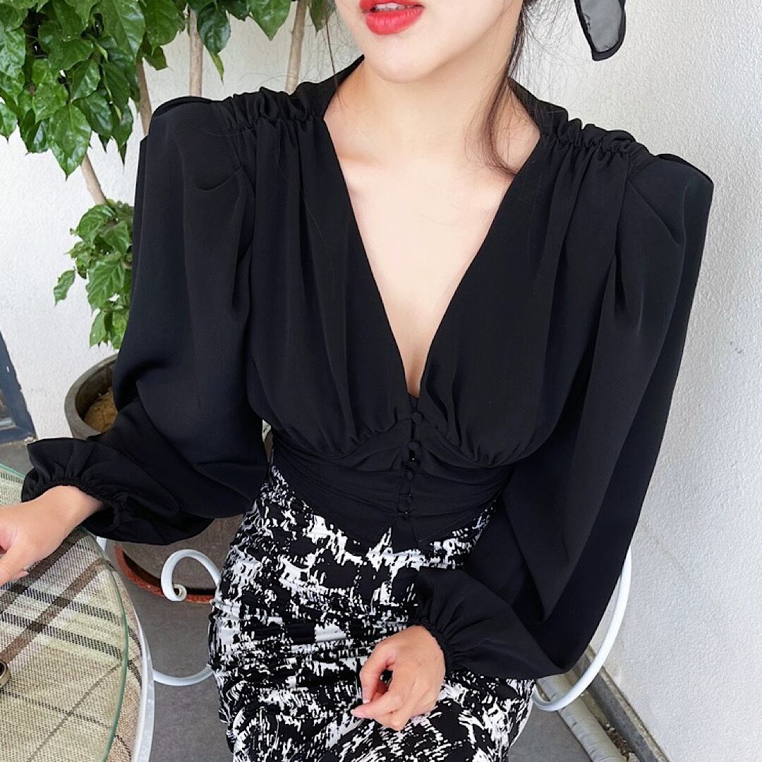 vネックパフリーブ 長袖ショートブラウス YH8082