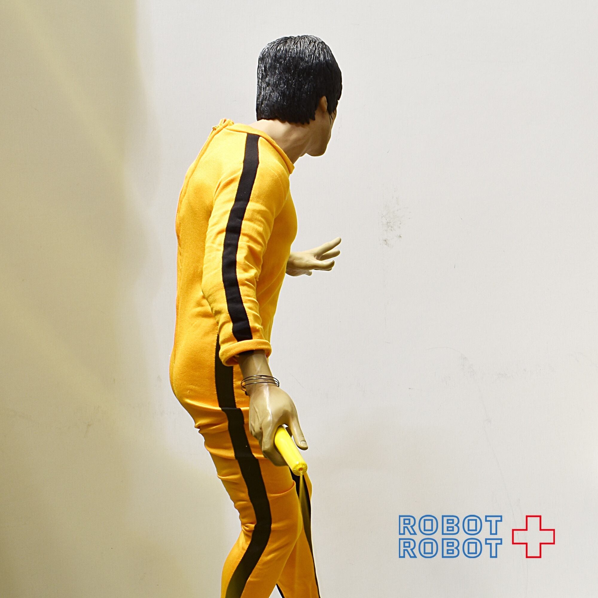 ブルースリー 李小龍 1/3スタチュー 死亡遊戯 | ROBOTROBOT