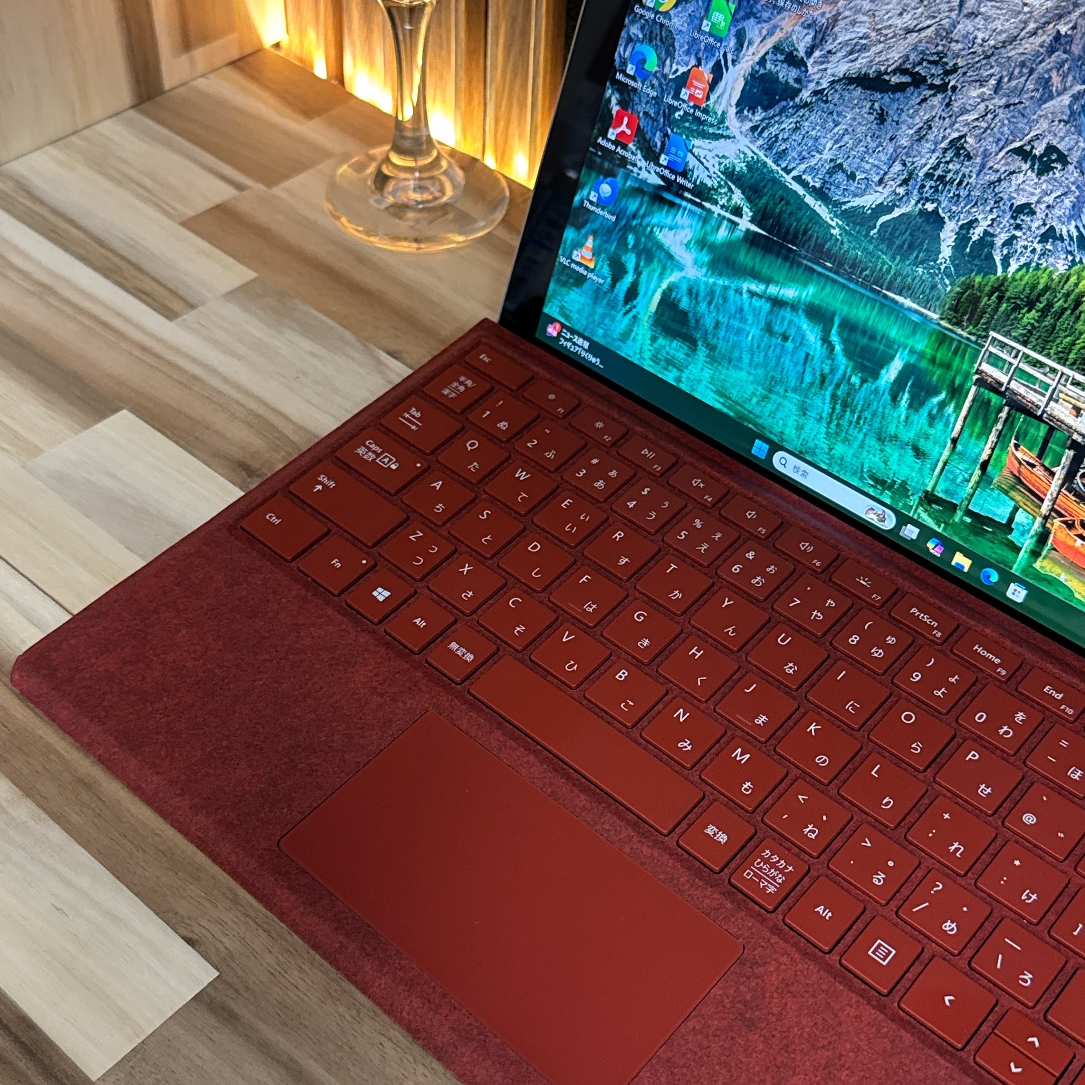 希少レッドタイプカバー』Microsoft Surface Pro 7+ 第11世代 メモリ