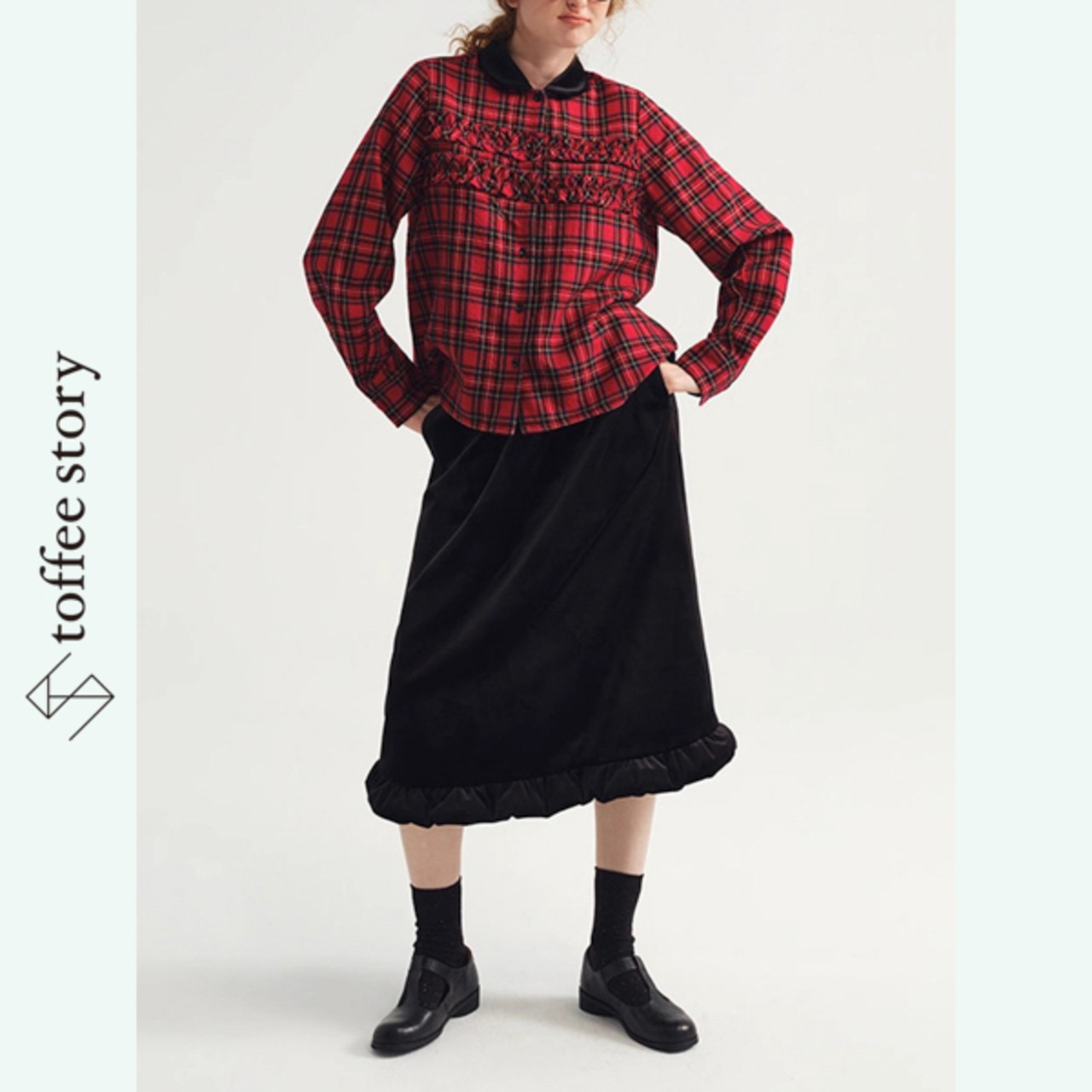 「赤の記憶と黒の襟元」ヴィンテージチェックの贈りものシャツ《P0313》