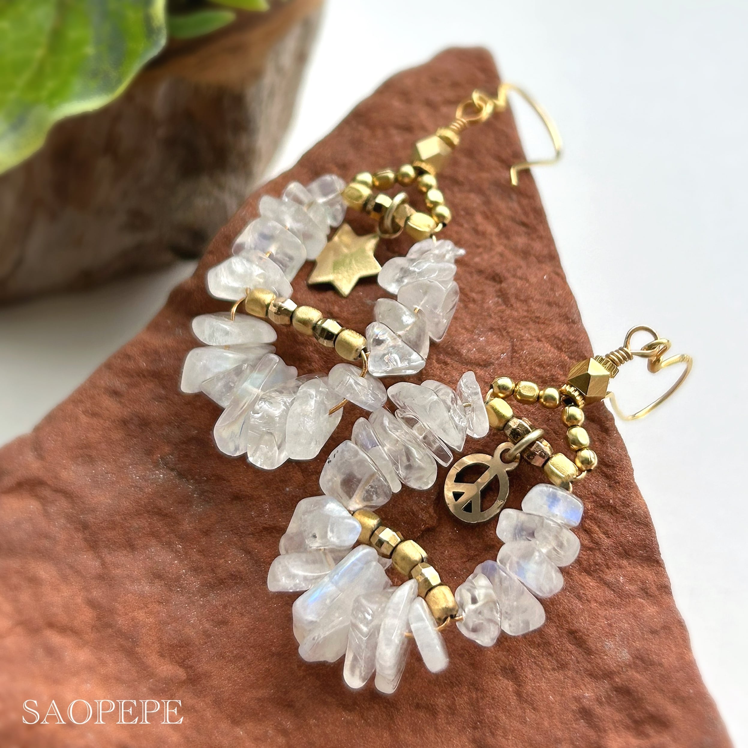 Rainbow MOONSTONEピアス(Ancient) | SAOPEPE Online Shop